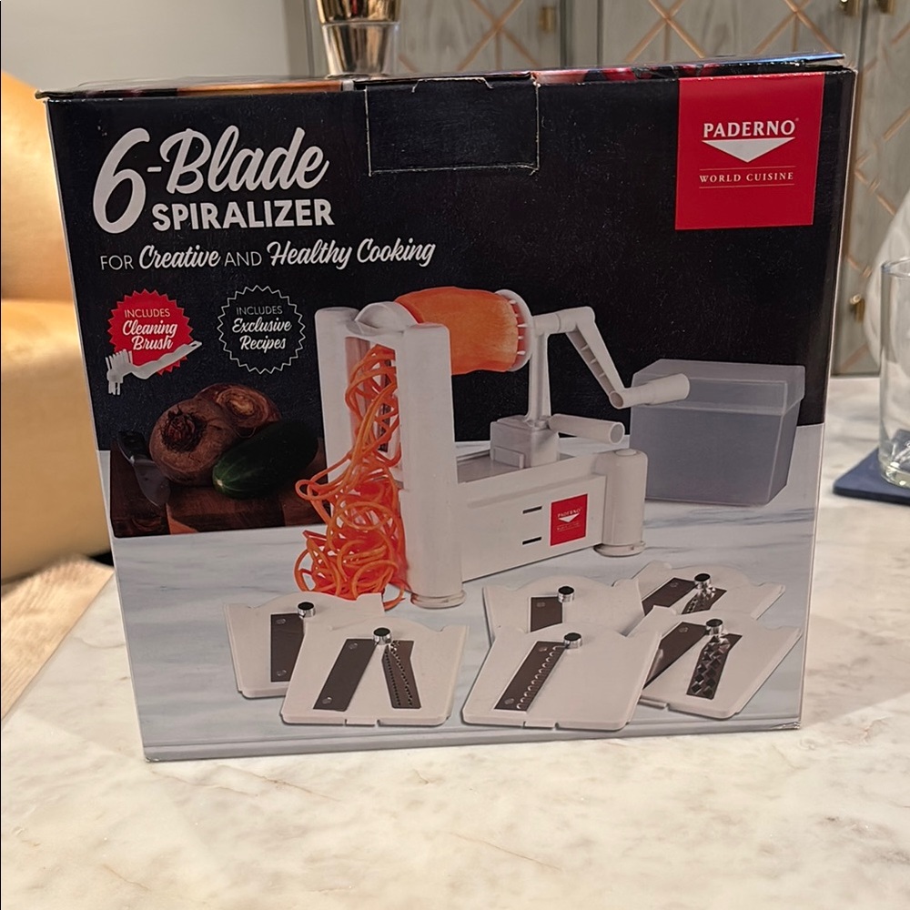 Kitchen Spiralizer - NWT